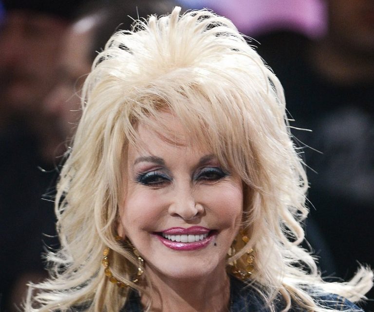 Dolly Parton- Now