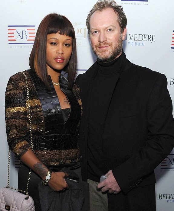 Eve&Maximillion Cooper